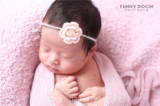 西安宝宝满月照团购