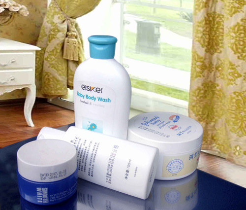 高端化妆品激光喷码设备哪里有?专业化妆品防