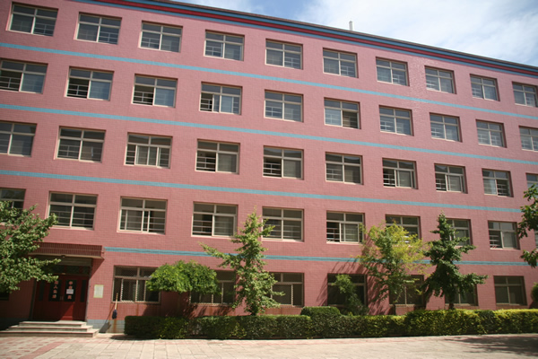 新华电脑学院在河北省有吗?