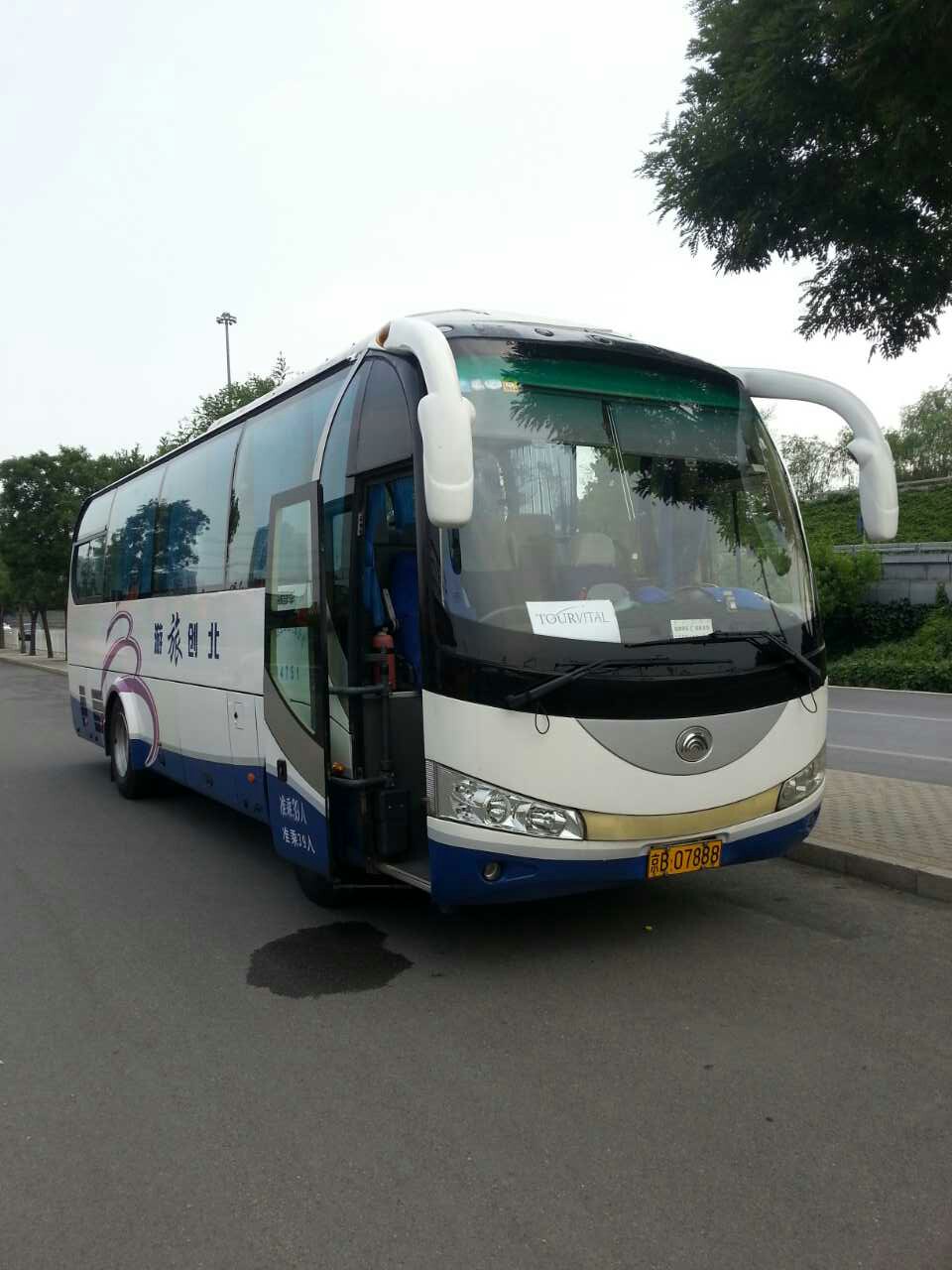 com北京旅游大客车承接各种商务会议用车,接送飞机场火车站,各种班车