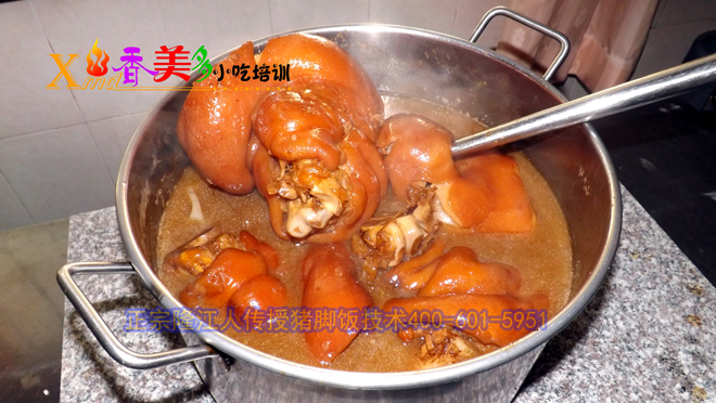 广西钦州哪里教隆江猪脚饭做法