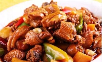 特色名吃,新疆大盘鸡的做法河北有教的么?