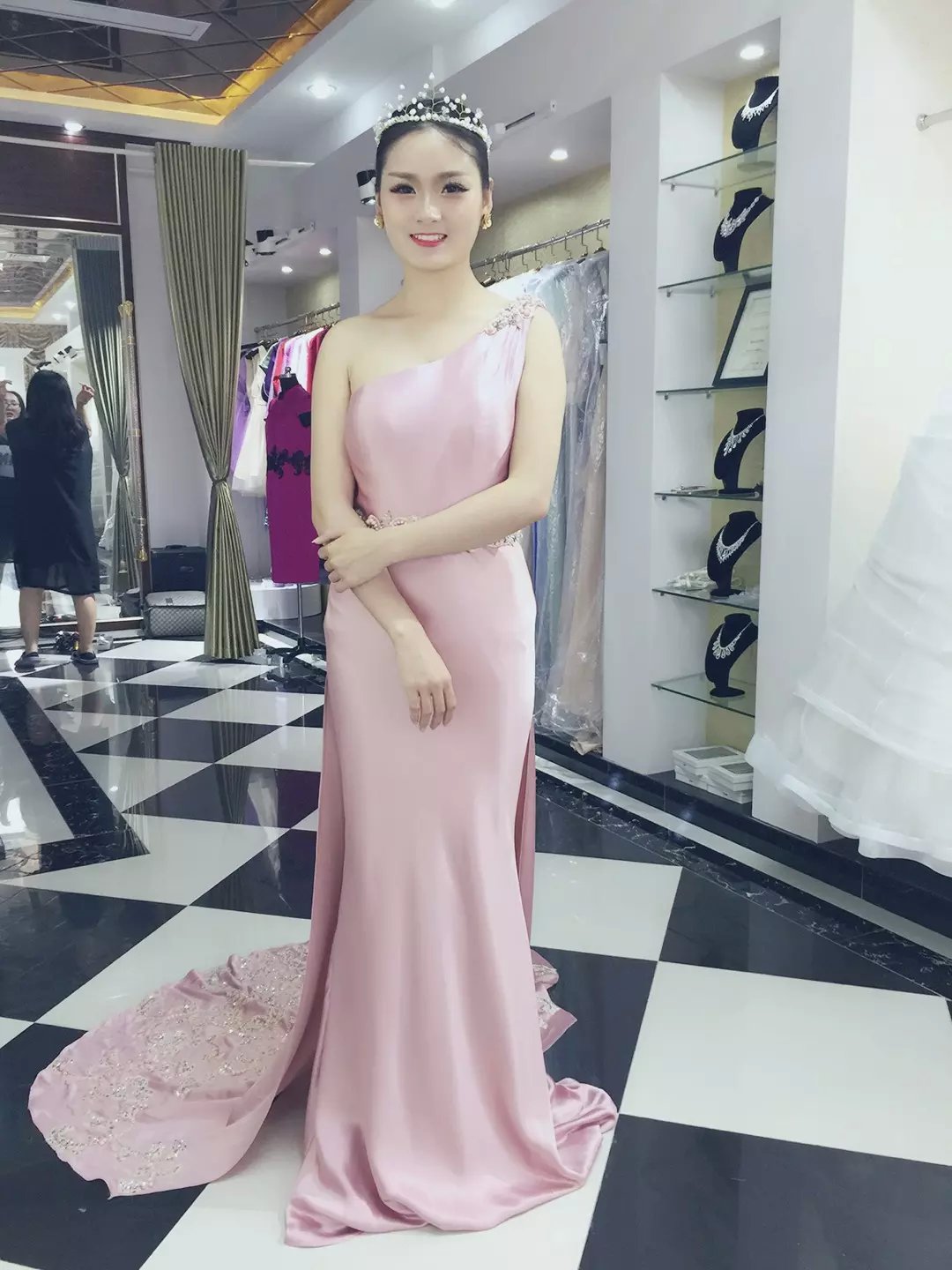 法式贵族礼服_法式贵族礼服分享展示