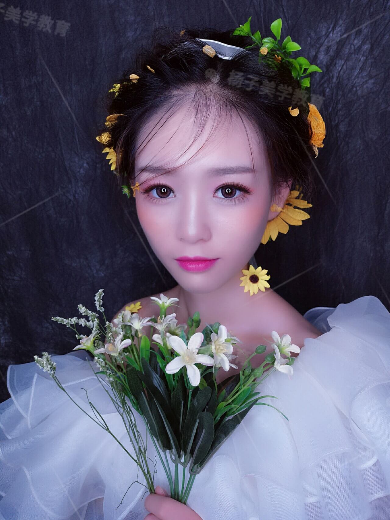 妆 新乡新娘跟妆 哪教新娘妆?杨子美学教育 - 威