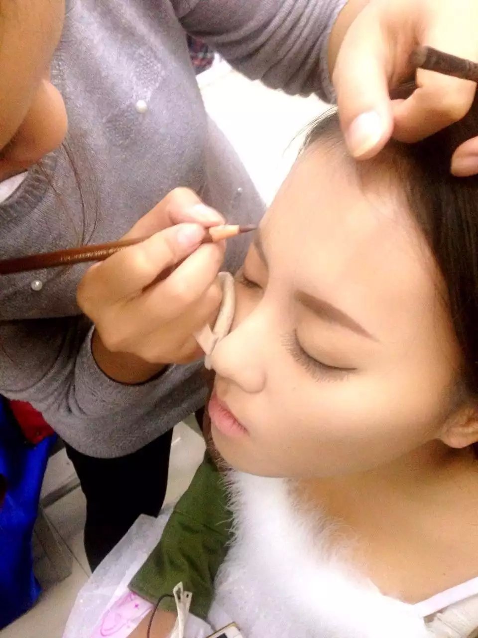 成都郫县团结温江崇州有化妆培训学校吗?包就