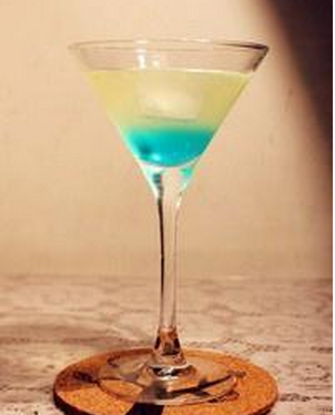 郑州英斐调酒师培训 河南调酒学校梵高先生鸡