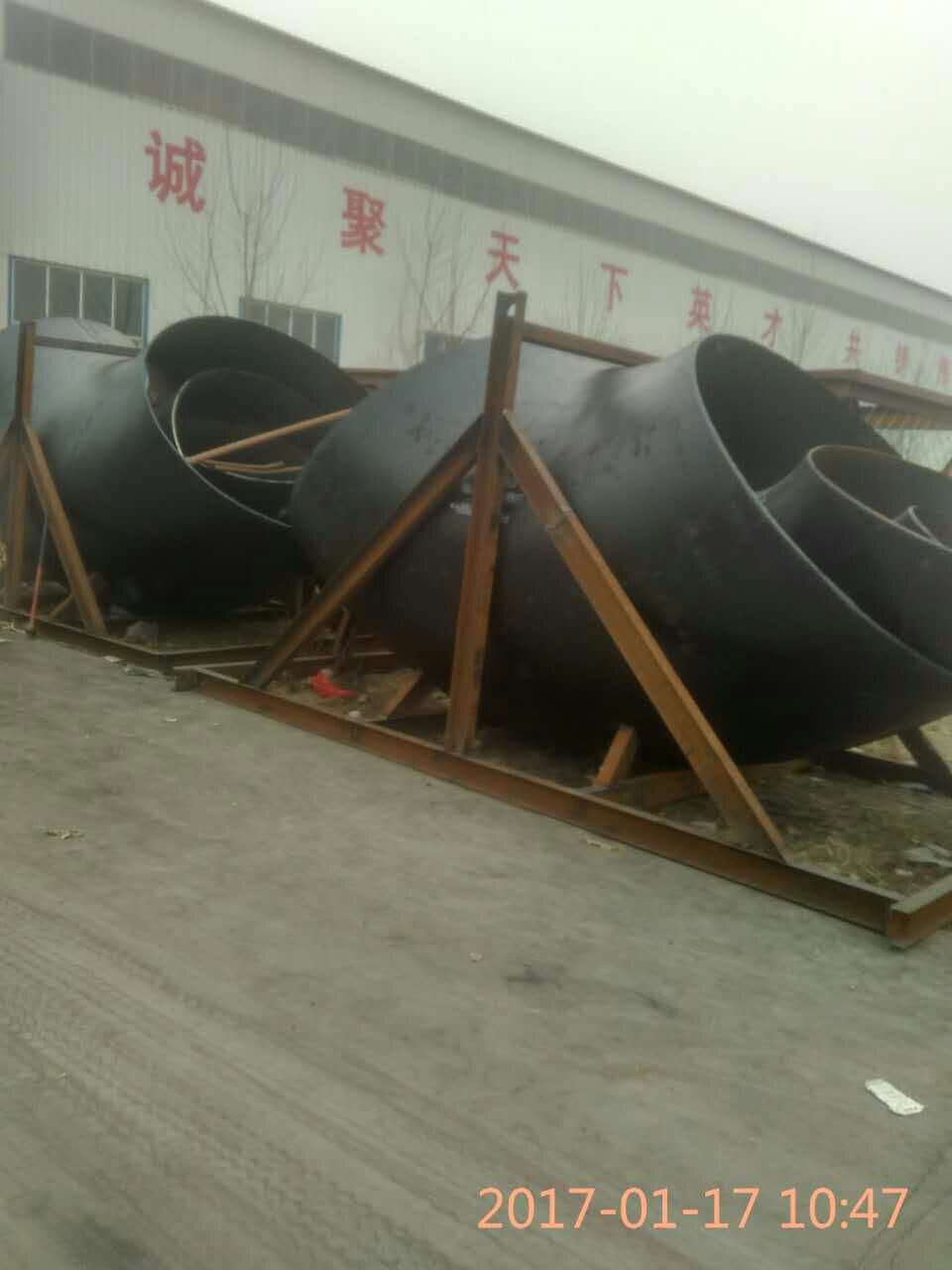 大口径无缝弯头2 大口径无缝弯头2