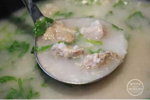 海鲜火锅做法_火锅蘸料配方制作方法大全过年吃火锅必备(2)