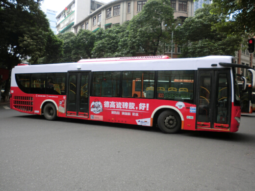 东莞公交车体广告的媒体优势