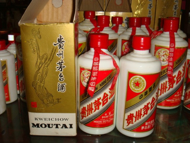 闵行虹桥镇上门高价回收茅台酒、五粮液、烟酒