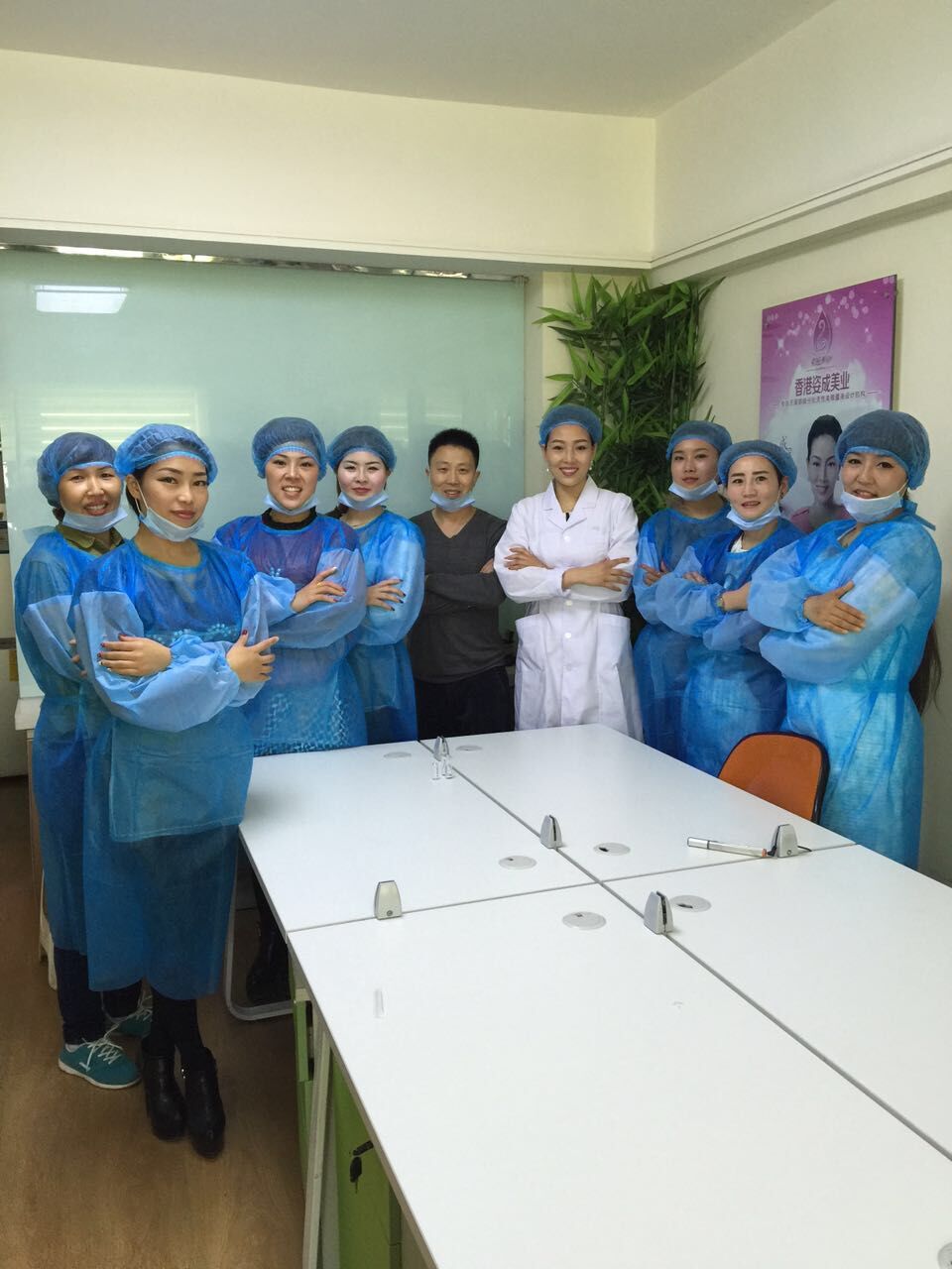 周口学习半永久纹眉水晶润唇美瞳线哪里好?大