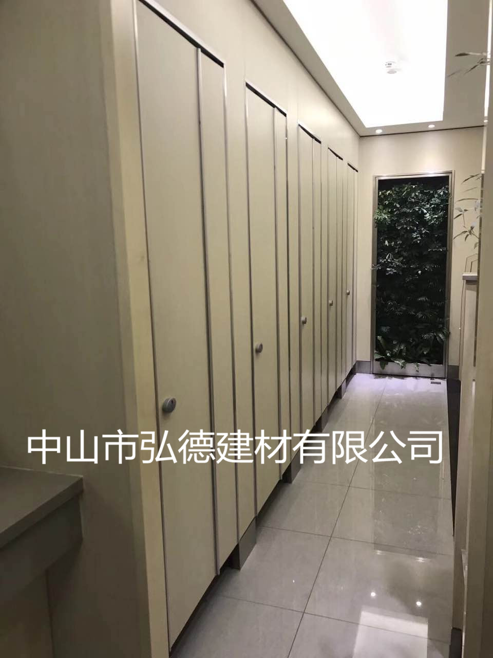 揭阳办公楼卫生间隔断供应商,专业品质价格比较优惠