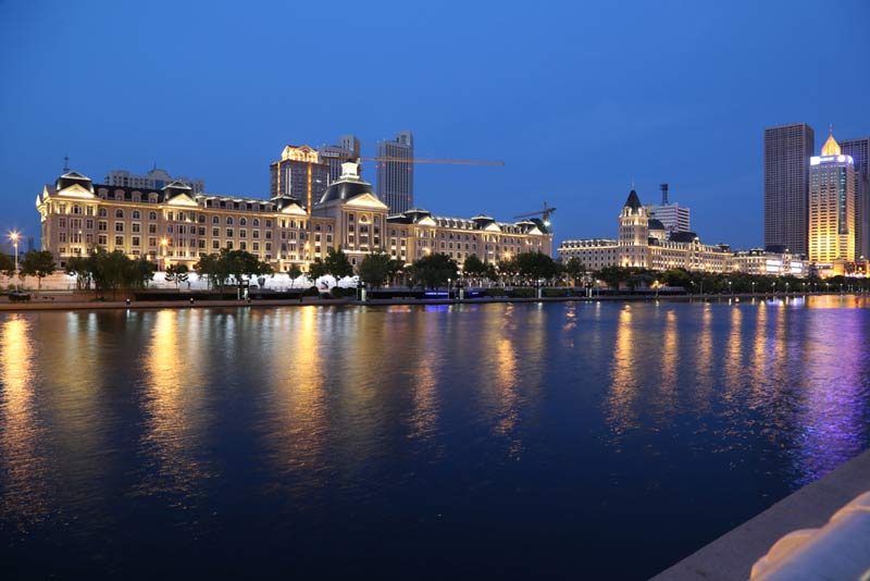 中筑天佑照明谈城市楼体夜景亮化时解决光污染