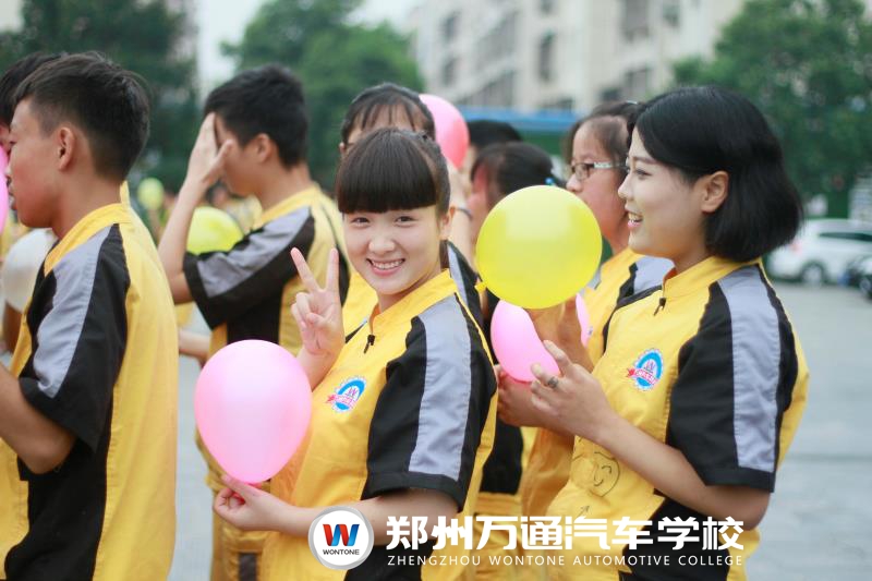 河南女生没考上大学学什么技术好就业? - 威海