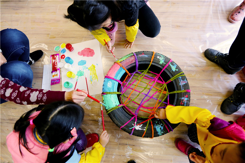 南京雨花少儿美术培训机构哪家好 小银星来助
