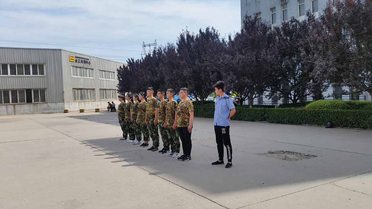 河北中专学校哪家好--华夏学校