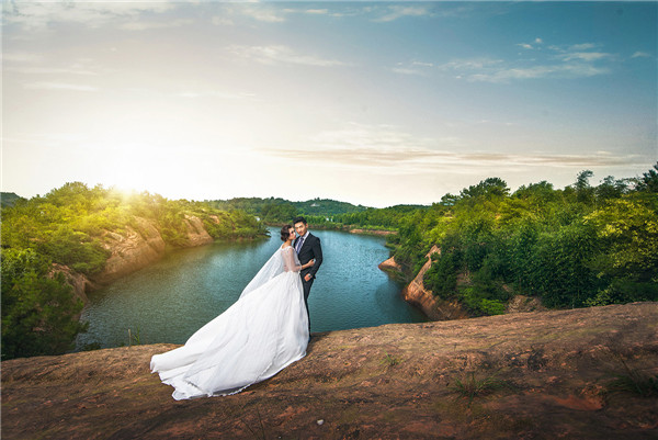 郑州婚纱摄影哪家好,郑州私人订制婚纱照的工
