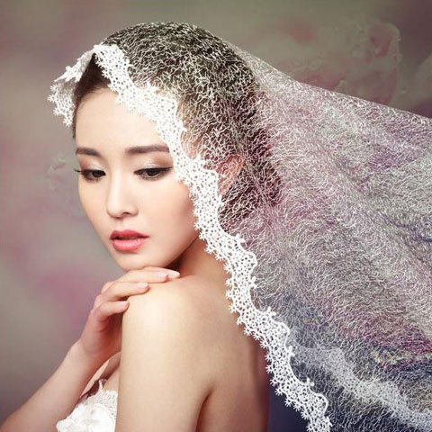 ���������º��ͺ��������ױ��ѵ�۸��Ƕ��٣�