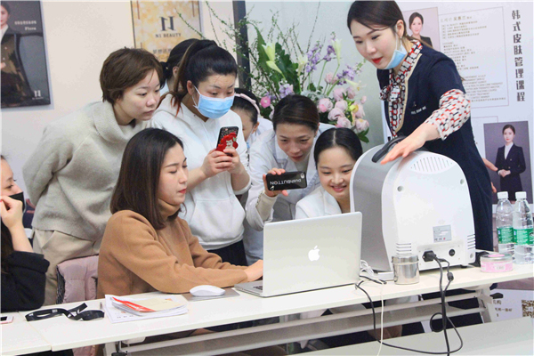 湛江韩式皮肤管理培训中心|全面的教学内容,丰富的课程设置