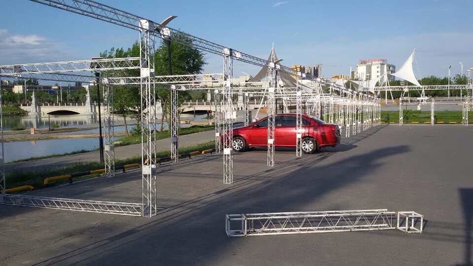 会展桁架多少钱一米展会桁架批发价格选霸州兴发桁架厂