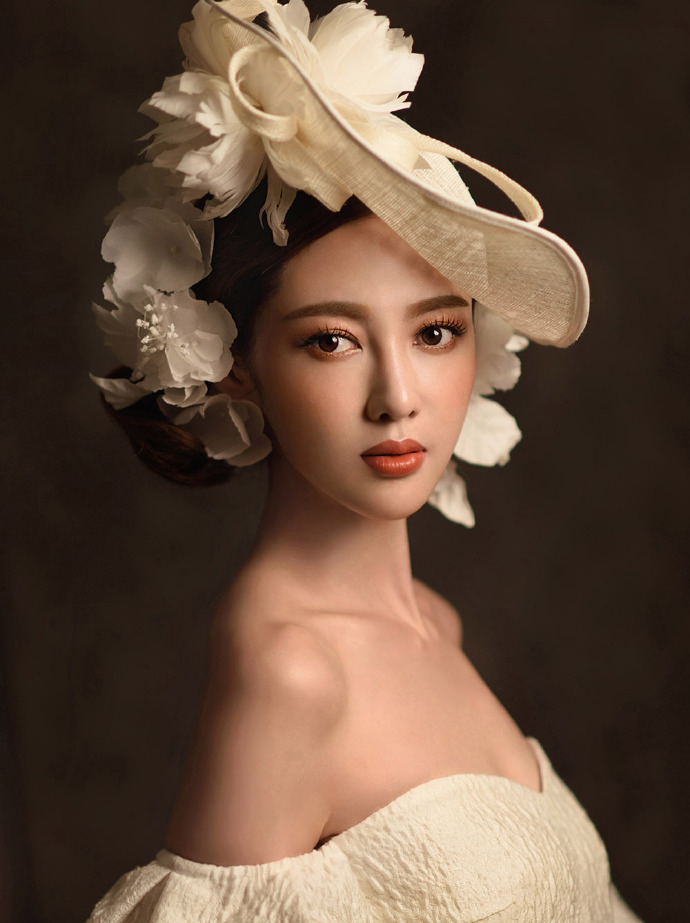 想做一名专业化妆师.