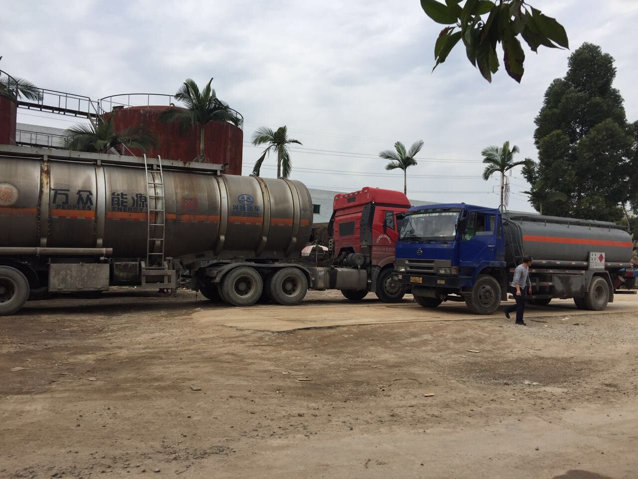 长期出售批发柴油 湖南湖北,江西,贵州等地柴油批发 13751318408