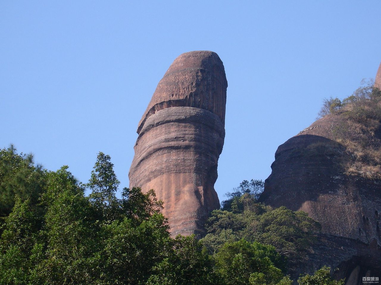 赣州出发世界自然遗产丹霞山,南华寺精彩两日游,赣之旅国际旅行社为您