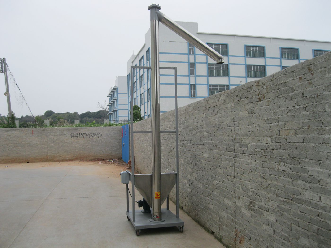 广州供应全自动不锈钢螺旋上料机,满料即停,仅此一家