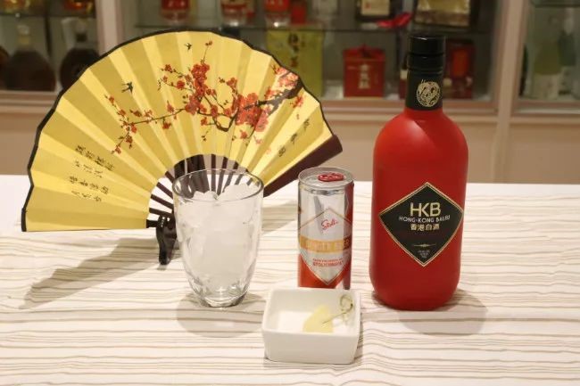 the roots |树大根深泸州老窖( 三人炫)水井坊香港白酒(hkb)这四种