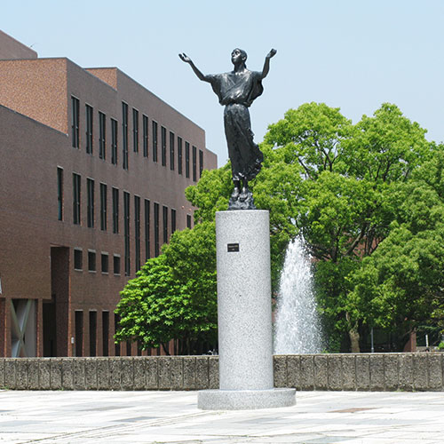 汉口日本留学中介哪家好,去日本留学多少钱