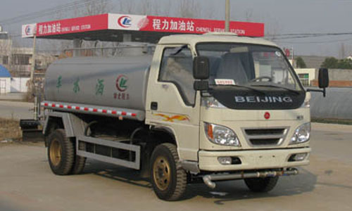 福田威龙洒水车