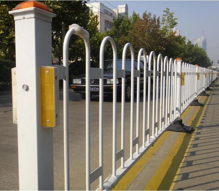 常规道路护栏厂 广东市政护栏厂家 佛山道路护栏厂