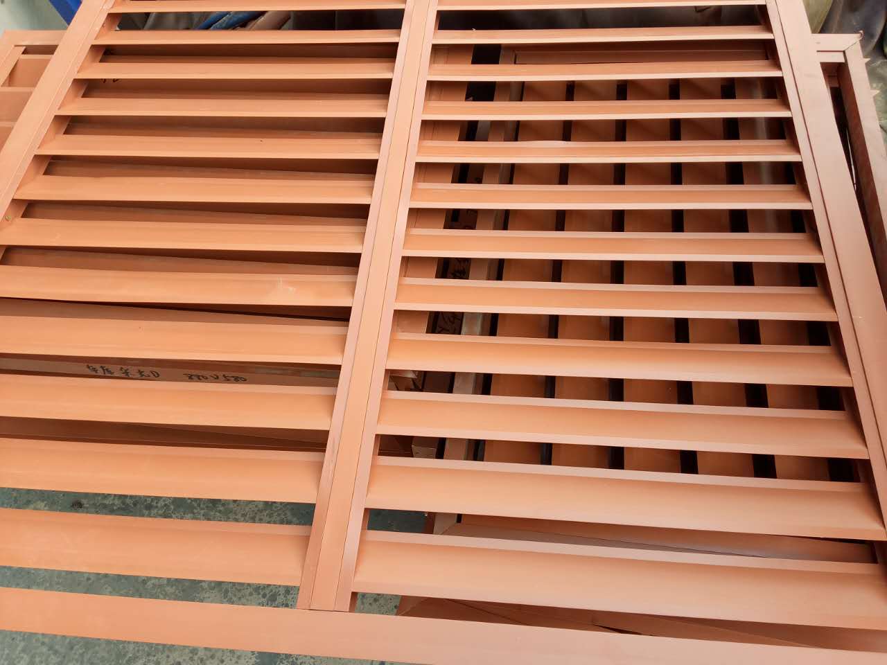 佳兴百叶窗 生产直销铝合金百叶窗