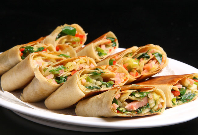 安徽学杂粮煎饼,哪有培训杂粮煎饼的正规学校?