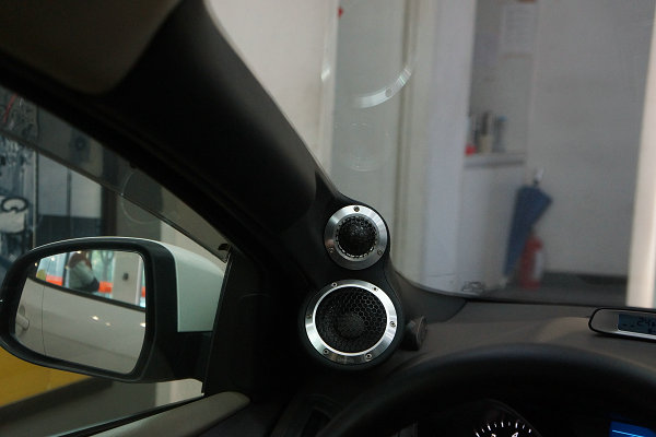 福特福克斯汽车音响改装|顺德专业汽车音响|容桂汽车音响改装