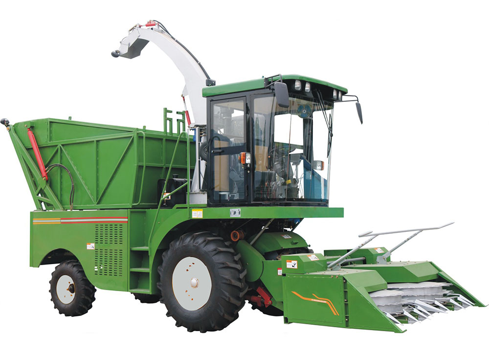 自走式青贮机