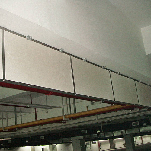 鞍山挡烟垂壁定制公司劣品标识加隔离