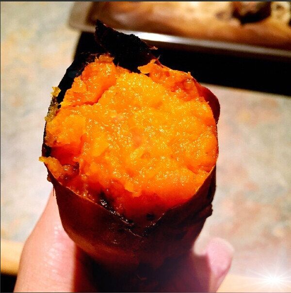 泉城烤薯让您省心,让您赚钱,总部全程扶持