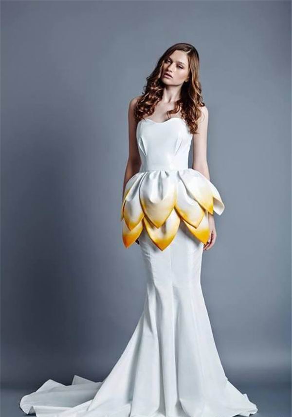 创意花朵新娘礼服 勾勒瑰丽诡谲魅影