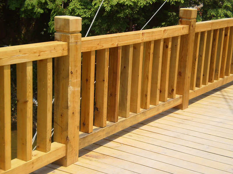 防腐木栏杆,防腐木栏杆认准【青岛即墨市天瑞木业】