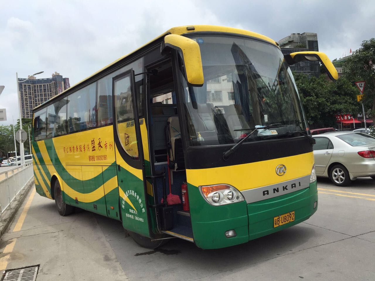 深圳租大巴 龙岗租旅游车-深圳市天顺通汽车租赁有限公司