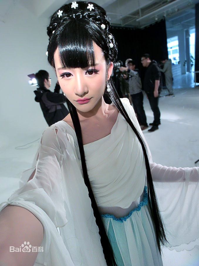 年会上有特色的节目,年会上时尚节目,反串上年会合适吗