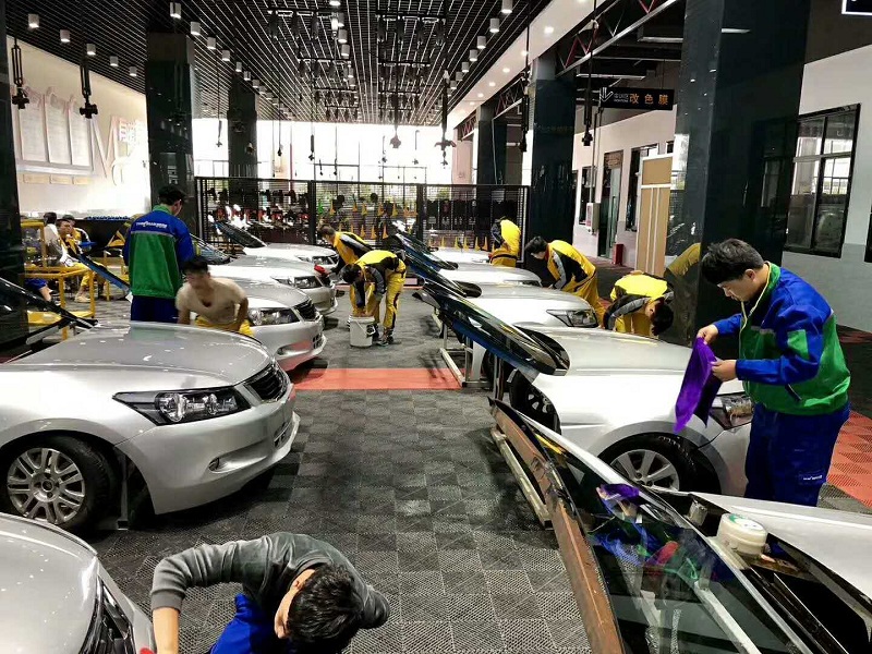 短期学汽车美容云南保山市哪个学校专业,学汽车美容工资高吗