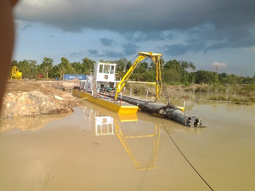 山东抽泥船,绞吸式抽泥船,全液压绞吸式抽泥船山东永胜价位低