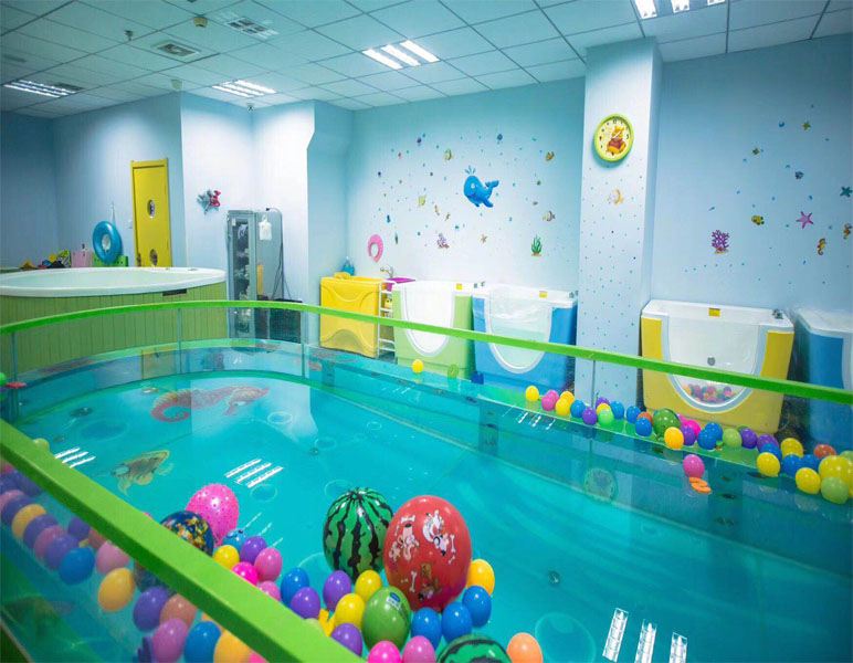 8,有条件的话,可以买,也可以到水孩子水育早教中心婴儿游泳馆去游泳