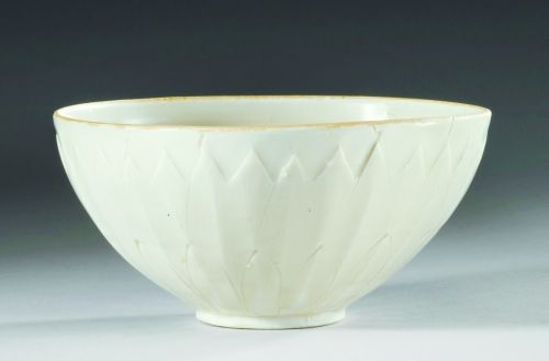 元卵白釉瓷器鉴定出手