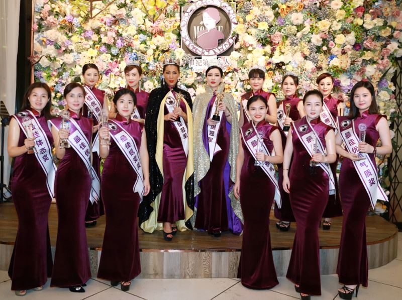 放弃部队生涯 卢玲在第一夫人舞台上尽展风采