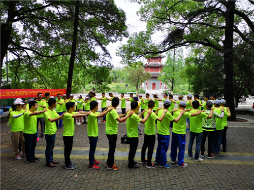 花都小小特种兵夏令营锤炼孩子坚强不屈的品格磨练毅力