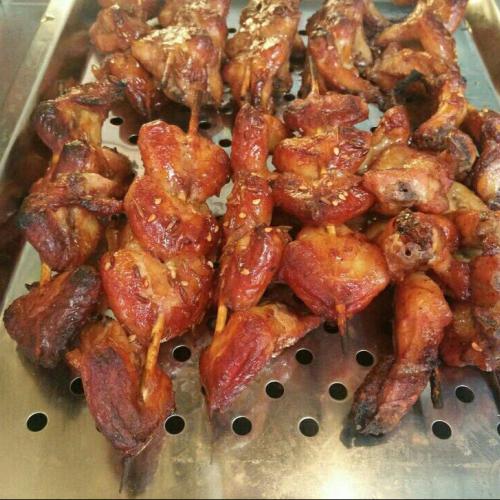 唐山开电烤鸡架赚钱吗 在哪加盟电烤鸡架 张大拿电烤鸡架靠谱吗