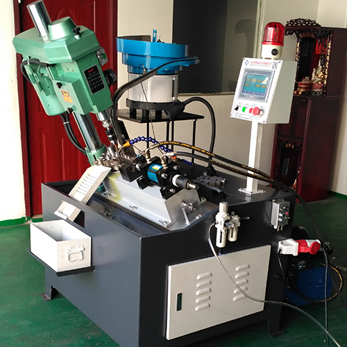 全自动液压夹料攻丝机